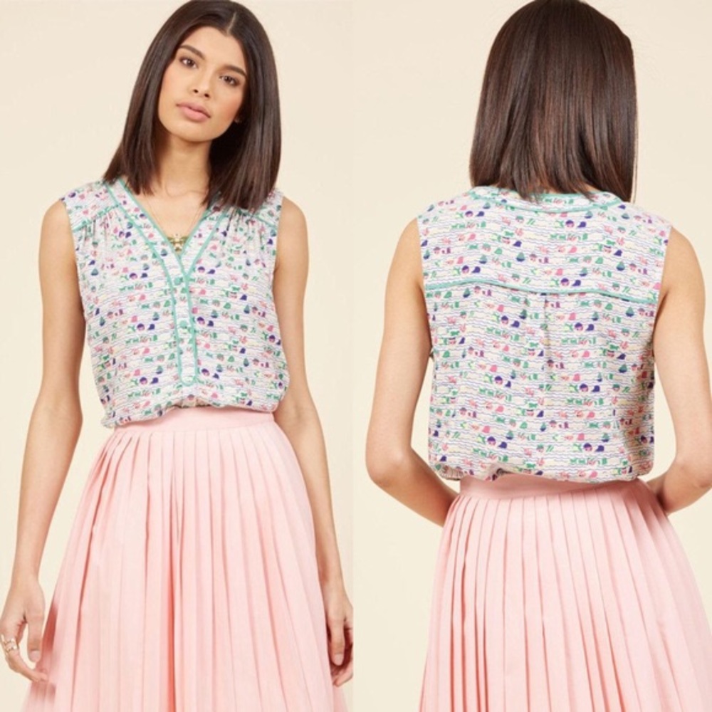 Modcloth Cafe au soleil tank in Swimmers Medium